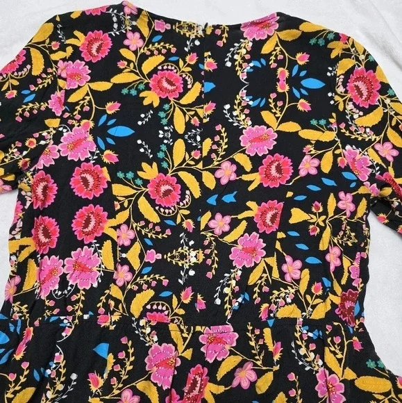 Express Black Floral Print Romper, Long Sleeves, Lightweight, V-Neck, Sz 12, EUC - Picture 4 of 12